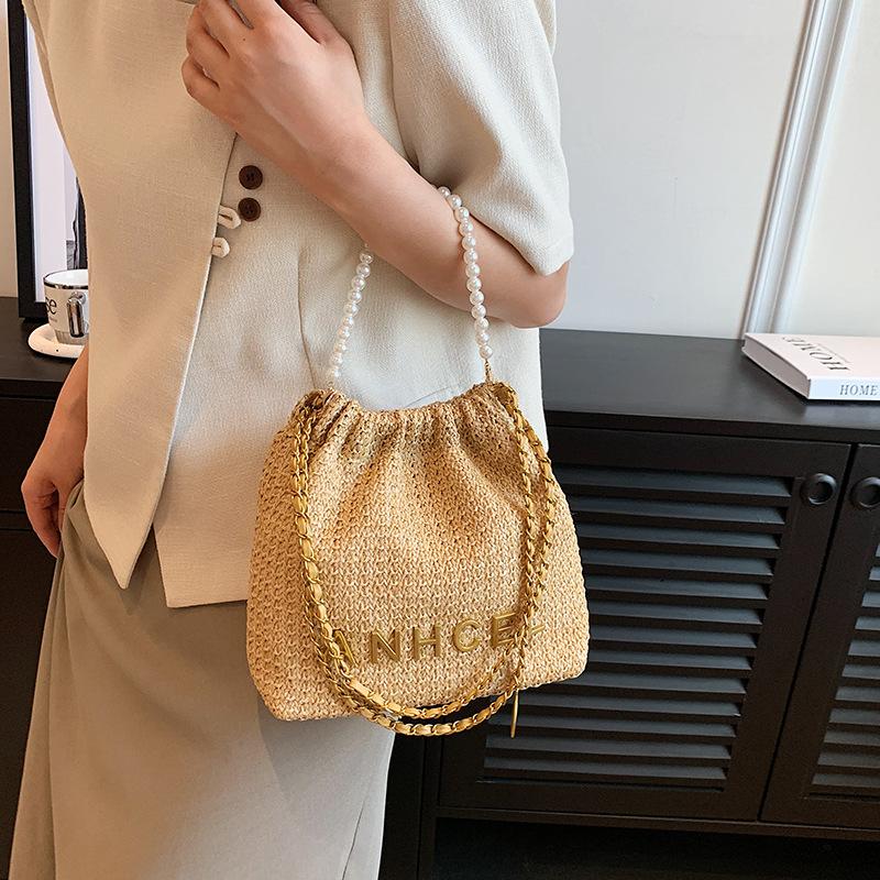 Clutch In Natural Raffia | Womens Clutches Bags Clutches